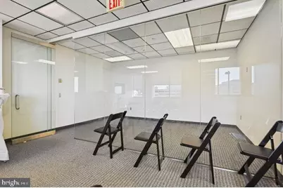 1950 Old Gallows Road, Vienna, VA 22182 - Photo 27