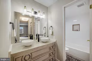 8370 Greensboro Dr, McLean, VA 22102 - Photo 25