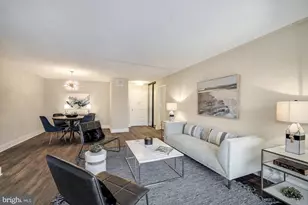 8370 Greensboro Dr, McLean, VA 22102 - Photo 7