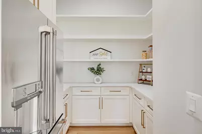 725 Lawton Street, McLean, VA 22101 - Photo 59