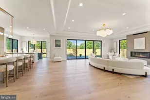 1712 Dalewood Pl, McLean, VA 22101 - Photo 9