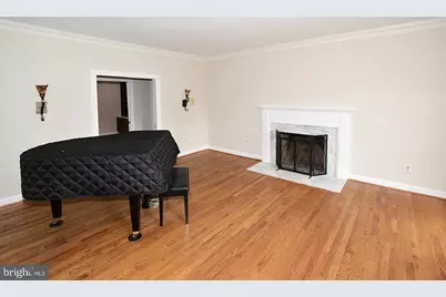 10190 Akhtamar Drive, Great Falls, VA 22066 - Photo 7