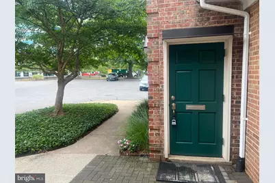 8212 Old Courthouse Road #2, Vienna, VA 22182 - Photo 11