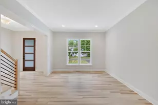 9017 Ellenwood Ln, Fairfax, VA 22032 - Photo 11