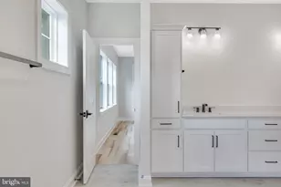 9017 Ellenwood Ln, Fairfax, VA 22032 - Photo 41