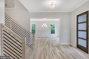 9017 Ellenwood Ln, Fairfax, VA 22032 - Photo 9