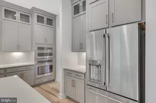 9017 Ellenwood Ln, Fairfax, VA 22032 - Photo 23