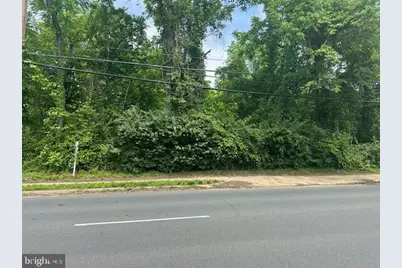 2754 Chain Bridge Road, Vienna, VA 22181 - Photo 1