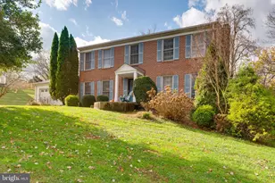 9723 Counsellor Dr, Vienna, VA 22181 - Photo 3