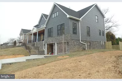 7631 Lisle Avenue, Falls Church, VA 22043 - Photo 3