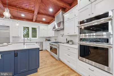 7631 Lisle Avenue, Falls Church, VA 22043 - Photo 27