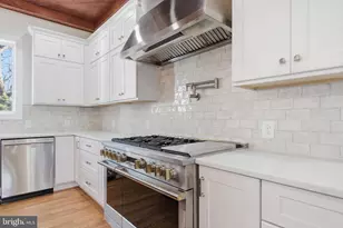7631 Lisle Ave, Falls Church, VA 22043 - Photo 21