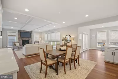 2423 Jackson Parkway, Vienna, VA 22180 - Photo 25