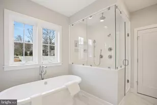 2423 Jackson Pkwy, Vienna, VA 22180 - Photo 43