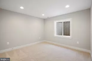 2423 Jackson Pkwy, Vienna, VA 22180 - Photo 61