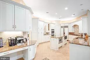 7024 Green Oak Dr, McLean, VA 22101 - Photo 13