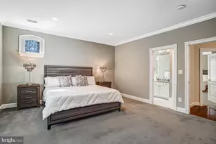 7024 Green Oak Dr, McLean, VA 22101 - Photo 91