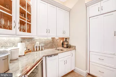 7024 Green Oak Drive, McLean, VA 22101 - Photo 19