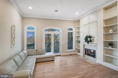 7024 Green Oak Drive, McLean, VA 22101 - Photo 25