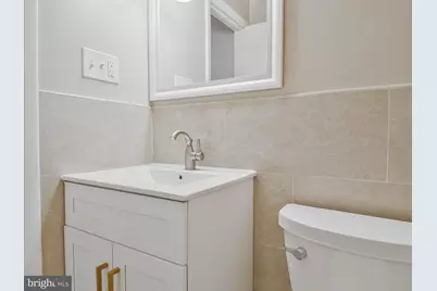 311 Maple Avenue W #C, Vienna, VA 22180 - Photo 25