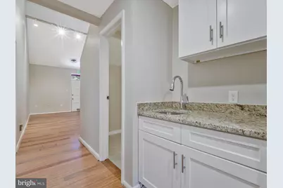 311 Maple Avenue W #C, Vienna, VA 22180 - Photo 23