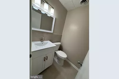 311 Maple Avenue W #C, Vienna, VA 22180 - Photo 9