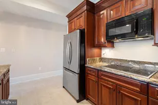 10400 Hunters Valley Rd, Vienna, VA 22181 - Photo 81