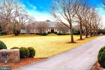 9619 Georgetown Pike, Great Falls, VA 22066 - Photo 9