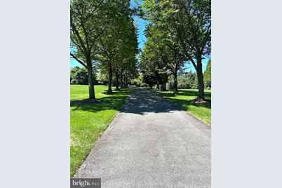 9619 Georgetown Pike, Great Falls, VA 22066 - Photo 7