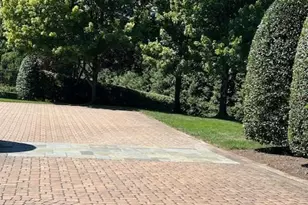 9619 Georgetown Pike, Great Falls, VA 22066 - Photo 13