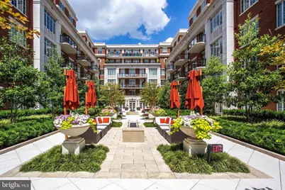 6900 Fleetwood Road #322, McLean, VA 22101 - Photo 1