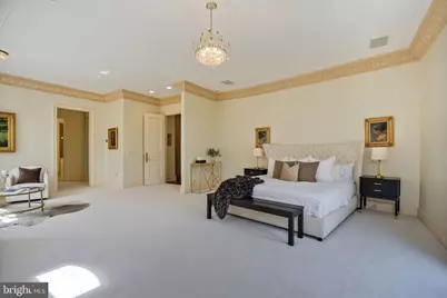 8023 Georgetown Pike, McLean, VA 22102 - Photo 35