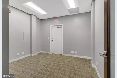 746 Walker Road #26, Great Falls, VA 22066 - Photo 31