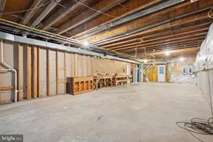 121 Yarnick Rd, Great Falls, VA 22066 - Photo 53