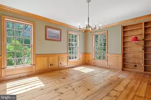 121 Yarnick Rd, Great Falls, VA 22066 - Photo 9