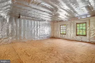 121 Yarnick Rd, Great Falls, VA 22066 - Photo 39