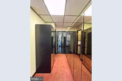 2238 Gallows Road, Vienna, VA 22182 - Photo 19