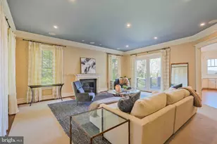 833 Herbert Springs Rd, Alexandria, VA 22308 - Photo 9