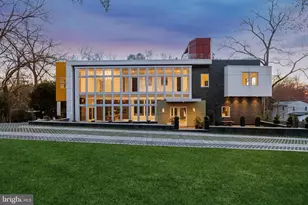 6304 Old Dominion Dr, McLean, VA 22101 - Photo 1