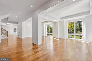 6640 Cardinal Ln, Annandale, VA 22003 - Photo 5