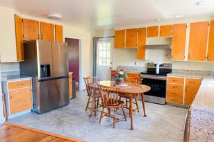 8647 Braddock Ave, Alexandria, VA 22309 - Photo 5