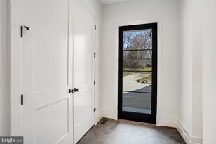 3946 N Dumbarton St, McLean, VA 22101 - Photo 23