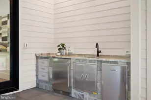 8912 Gallant Green Dr, McLean, VA 22102 - Photo 39