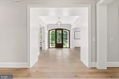 8912 Gallant Green Drive, McLean, VA 22102 - Photo 7