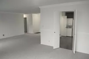 8360 Greensboro Dr, McLean, VA 22102 - Photo 19