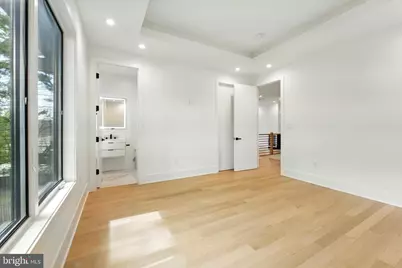 103 Saint Andrews Drive NE, Vienna, VA 22180 - Photo 19