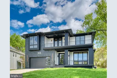 103 Saint Andrews Drive NE, Vienna, VA 22180 - Photo 3