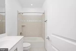 8757 Southern Oaks Pl, Lorton, VA 22079 - Photo 43