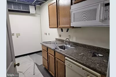 6072 Franconia Road #6070-6072-6074, Alexandria, VA 22310 - Photo 9