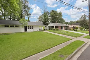 7435 Bath St, Springfield, VA 22150 - Photo 5